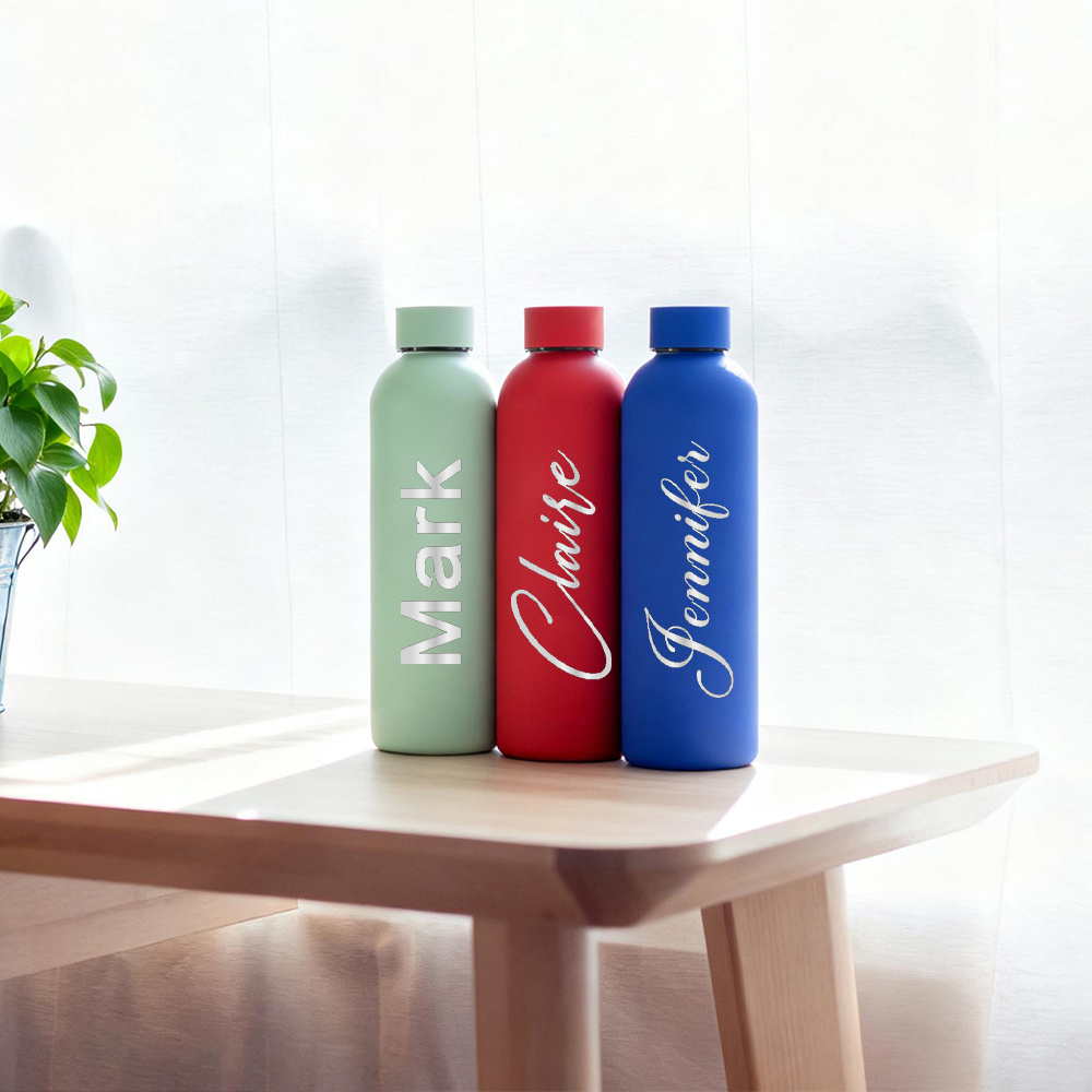 Personalisierbare Thermoskanne – Sports Equipment And Names Bewertung und Preis