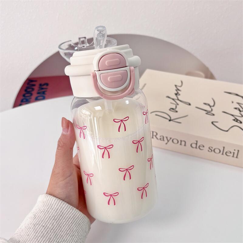 Niedliche Wasserflasche mit St – Sports Equipment 5 Years Old Bewertung und Preis